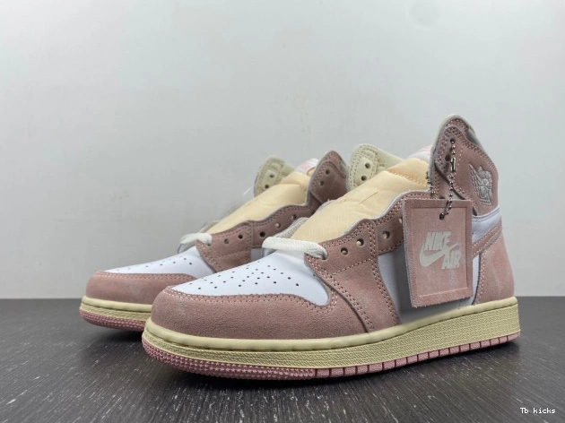 Reps TBK High Retro (Women's) Air Jordan FD2596-600 Washed Pink 1 OG 0818